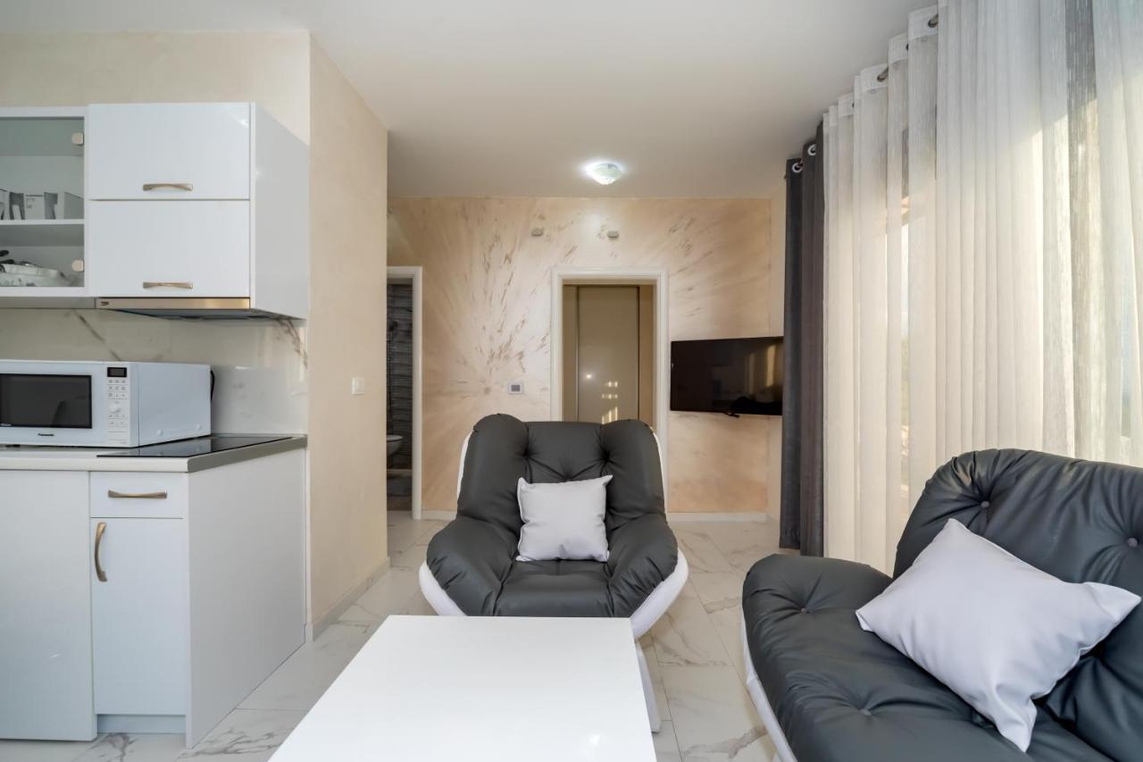 Kaom Lux Apartman Dobra Voda Kültér fotó