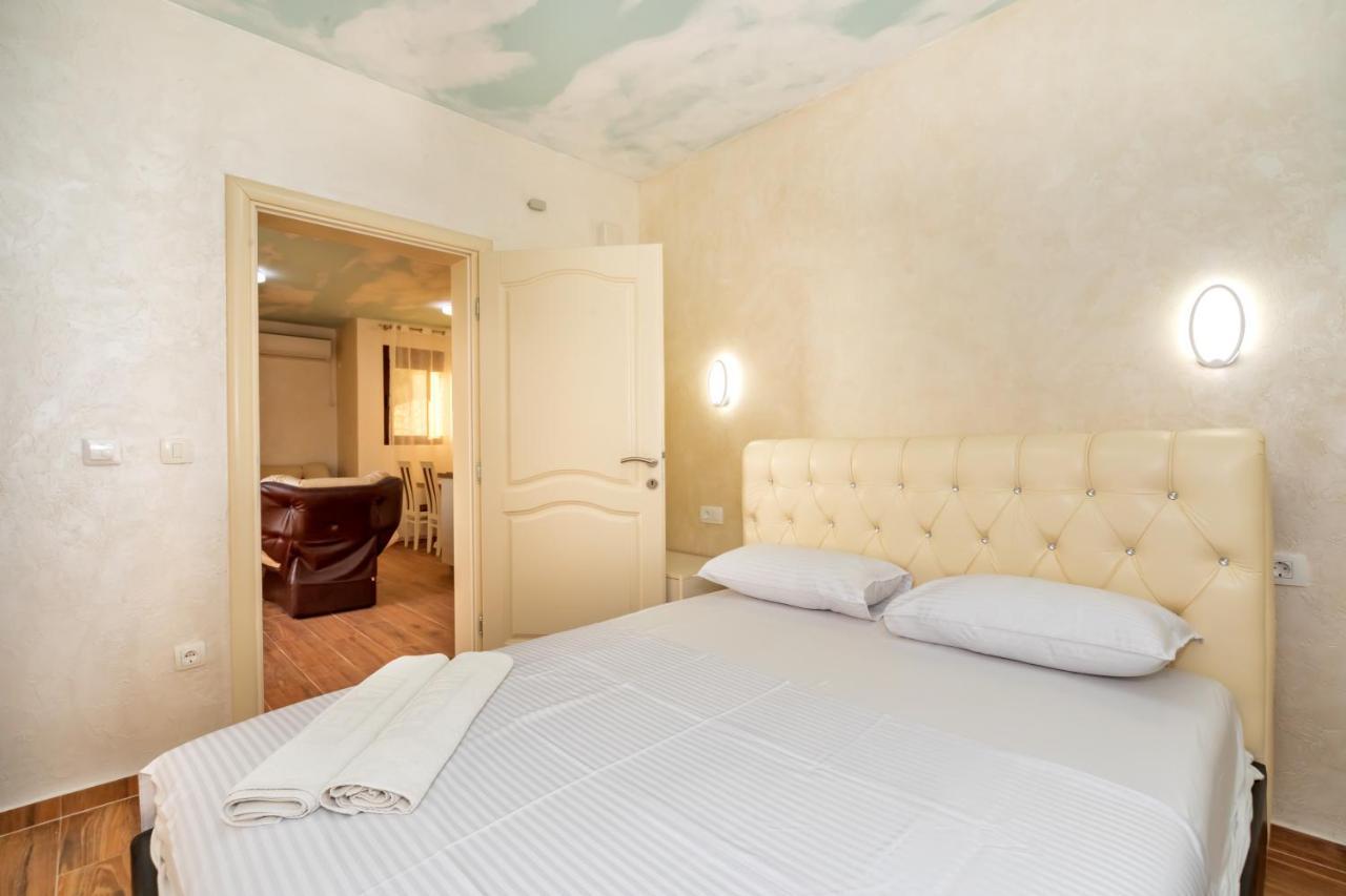 Kaom Lux Apartman Dobra Voda Kültér fotó