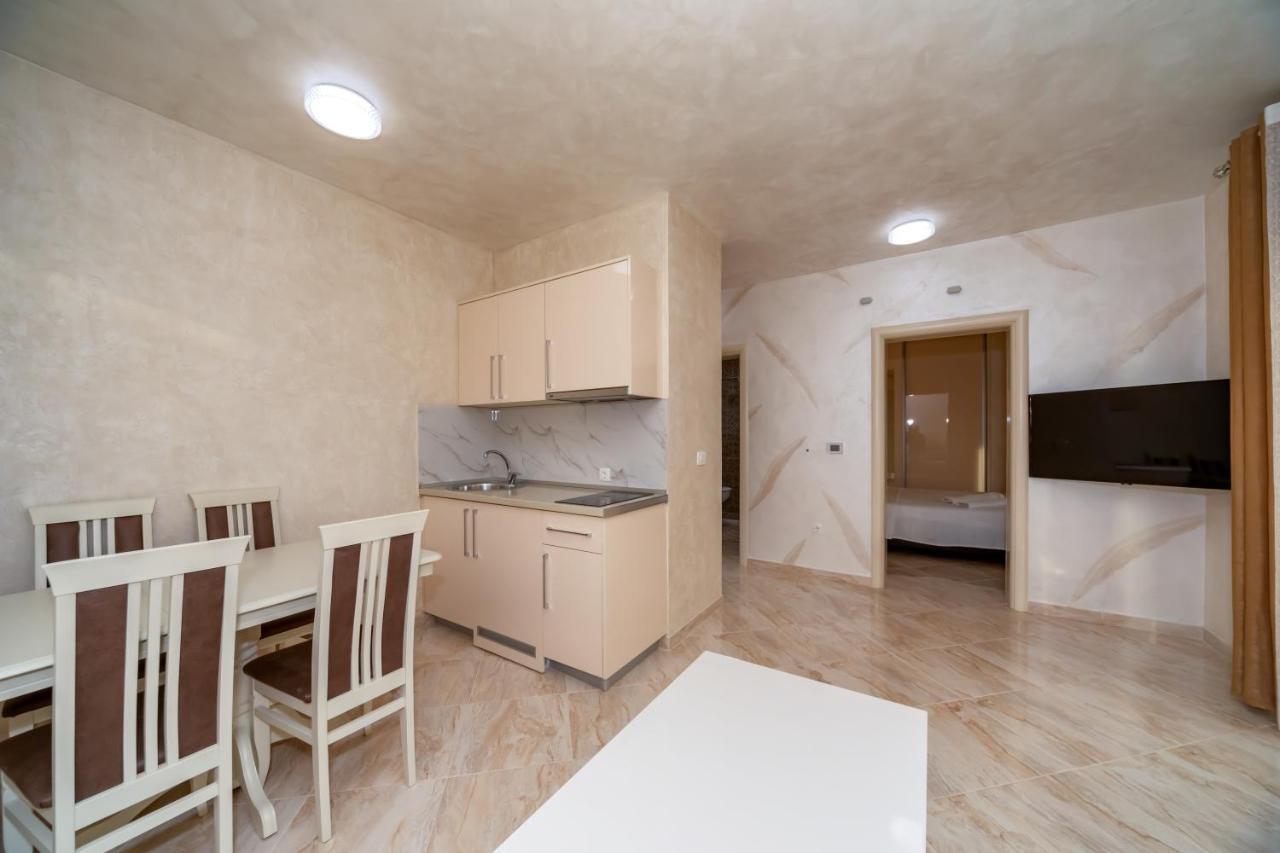 Kaom Lux Apartman Dobra Voda Kültér fotó