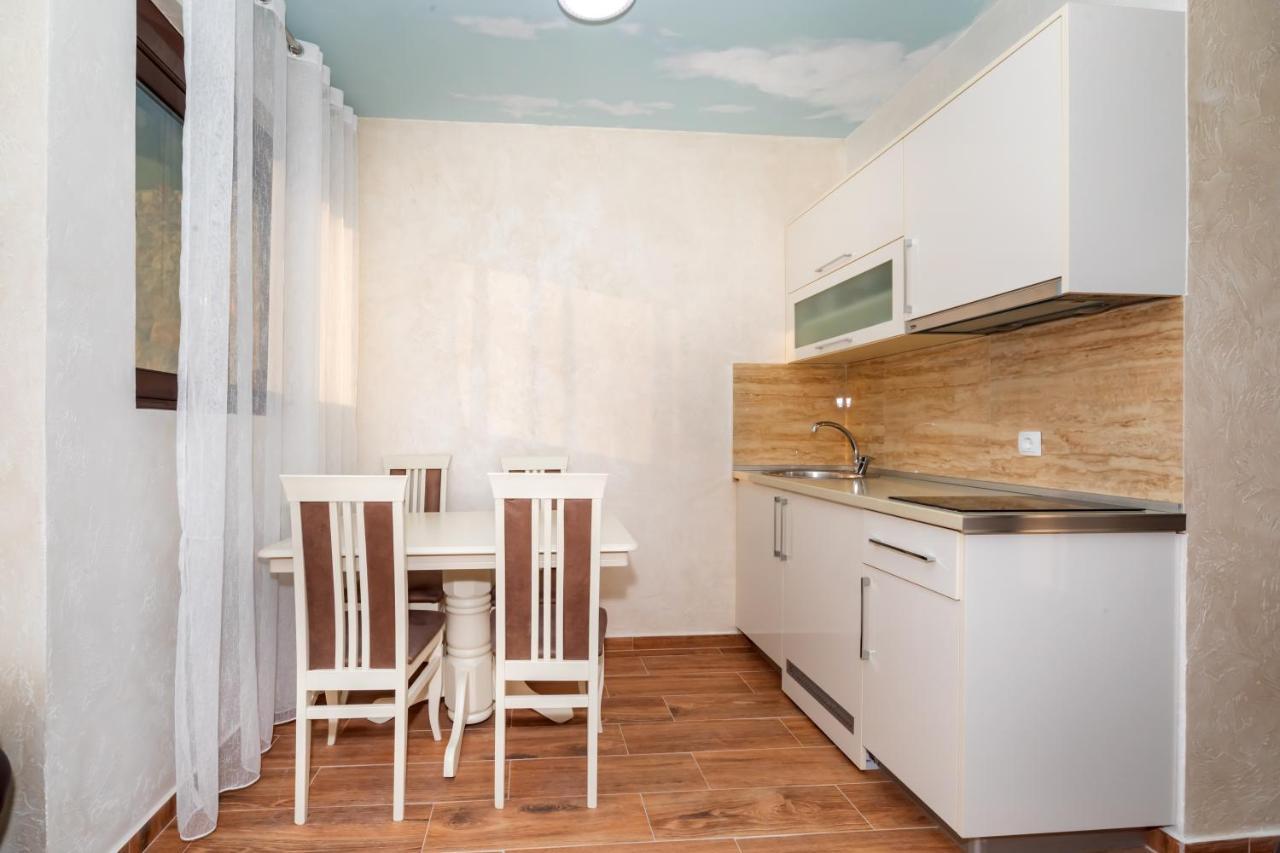 Kaom Lux Apartman Dobra Voda Kültér fotó