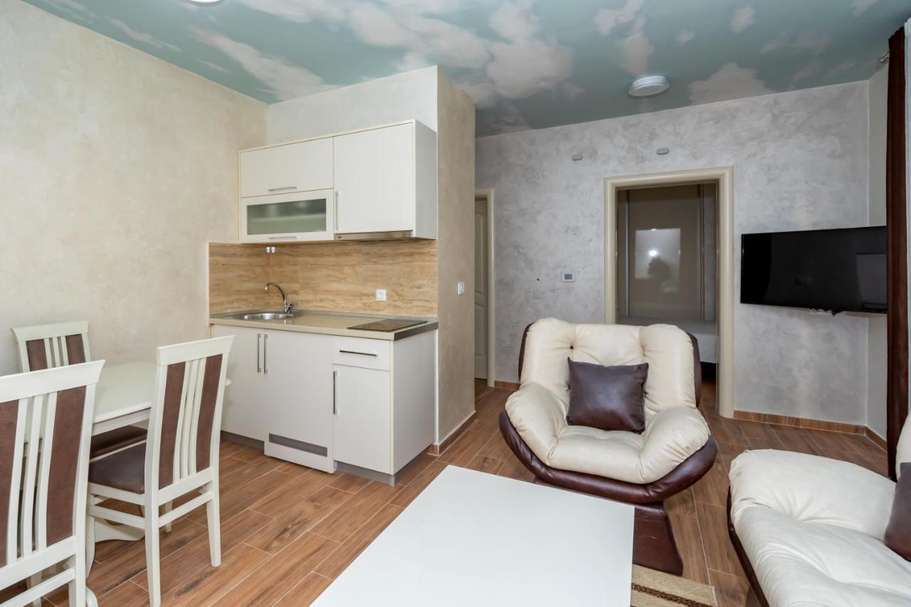Kaom Lux Apartman Dobra Voda Kültér fotó