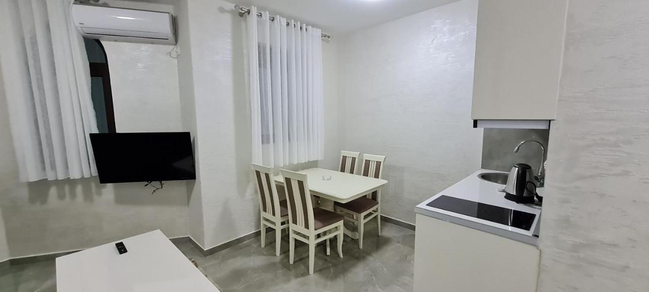 Kaom Lux Apartman Dobra Voda Kültér fotó